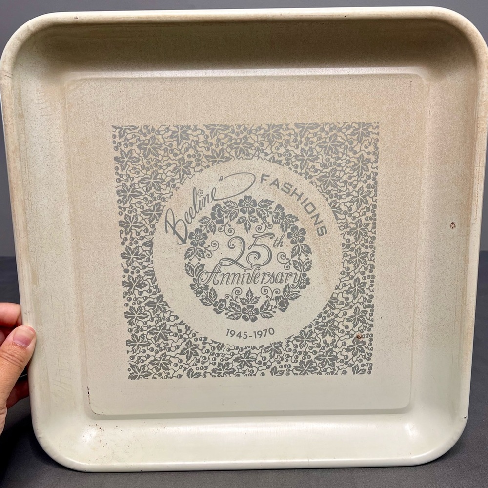 VTG Beeline Fashions 25th Anniversary Commemorative Tin Display Tray 13x13x1”